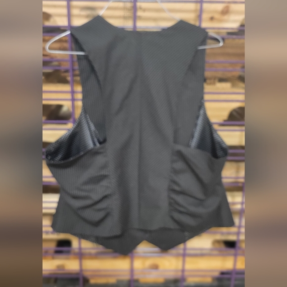 Maurices vest - Picture 2 of 3